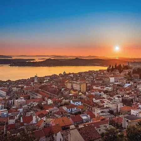 Gorgeous In With House Sea View Διαμέρισμα *