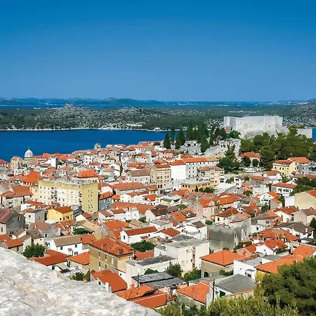 Διαμέρισμα Gorgeous In With House Sea View